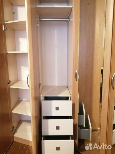 Угловой шкаф с зеркалом бу