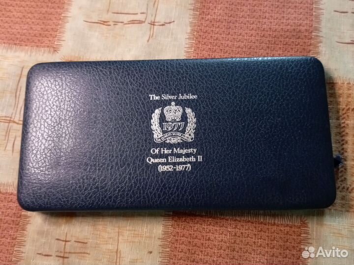 Коробка монетница