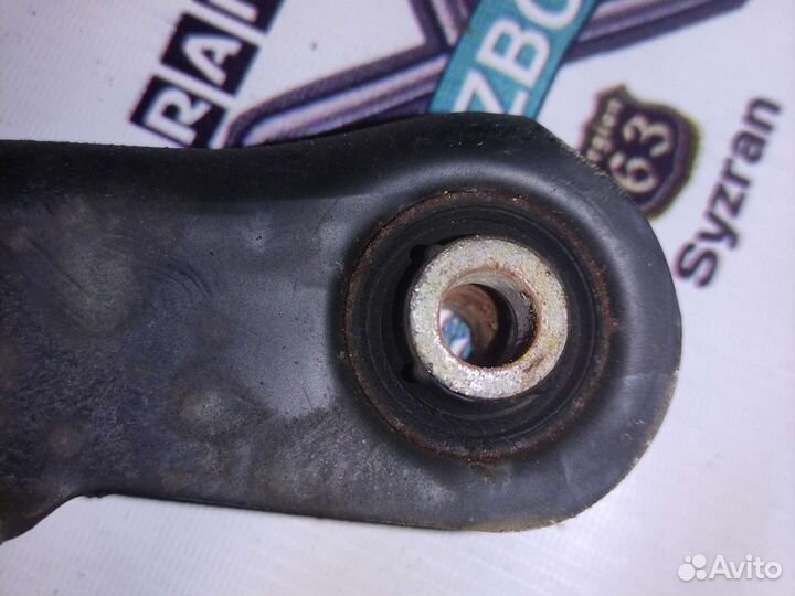 Рычаг задний нижний правый Mitsubishi Outlander XL