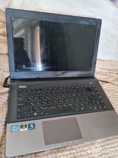 Ноутбук asus