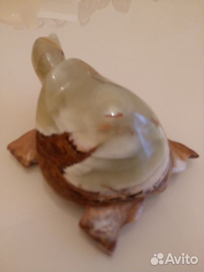 Статуэтки из оникса
