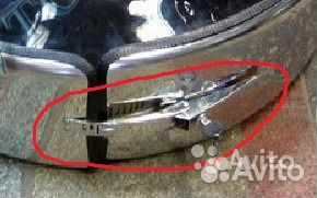 Замок чехла запасного колеса