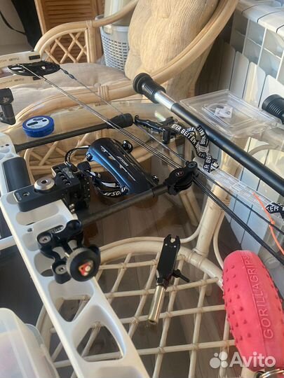 Лук блочный Mathews TRX 38 G2, синий, 28