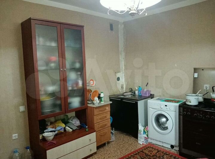 2-к. квартира, 56 м², 1/9 эт.