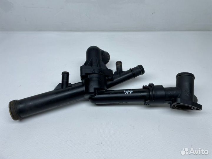 Корпус термостата Volkswagen Touareg FL 3.6 2015