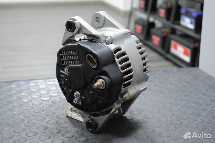 Генератор Hyundai Grandeur, Santa Fe 2.7 V6 130А