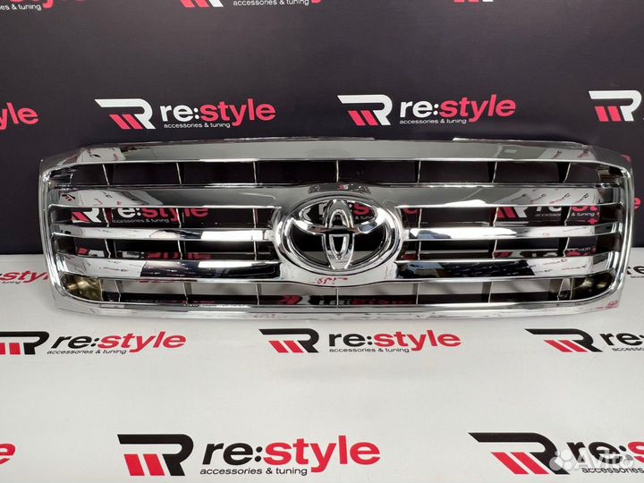 Решетка радиатора Toyota Land Cruiser 100 3м Т2572