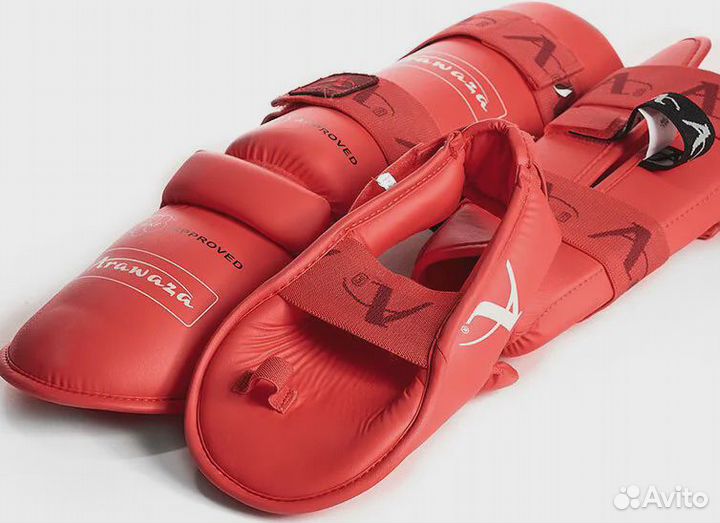 Защита голени Arawaza красная