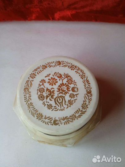 Шкатулка СССР заводная 50х г