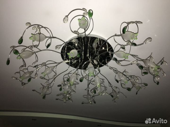 Люстра с пультом управления и 2 бра