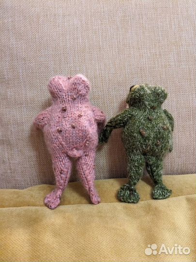 Лягушка вязаная