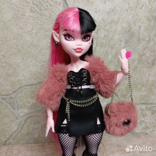 Аутфит на куклу Дракулаура Г3