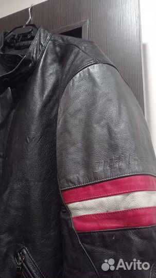 Мотокуртка dainese 52 кожаная