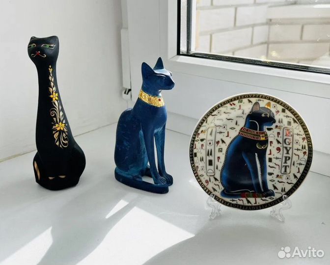 Статуэтка сувениры разные Египет, гжель маска