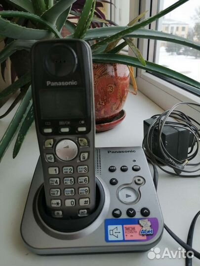 Радиотелефон Panasonic kx-tg7225ru