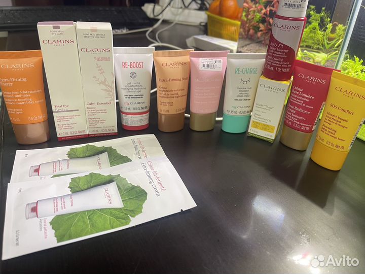 Набор косметики clarins 11 средств и 2 саше