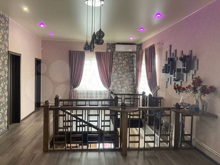 Дом 258,1 м² на участке 3,6 сот.