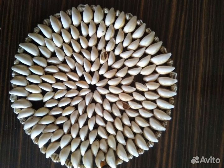 Подставка для горячего из ракушек