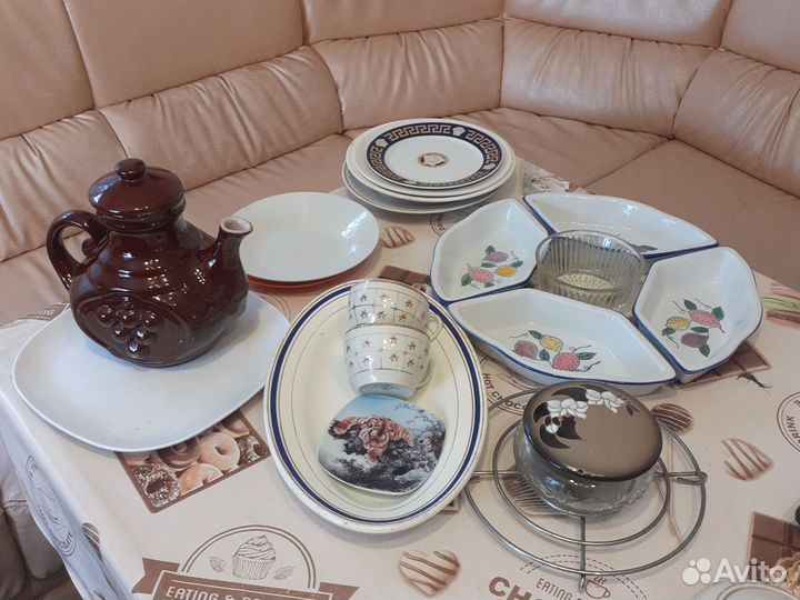 Посуда чайник сахарницы