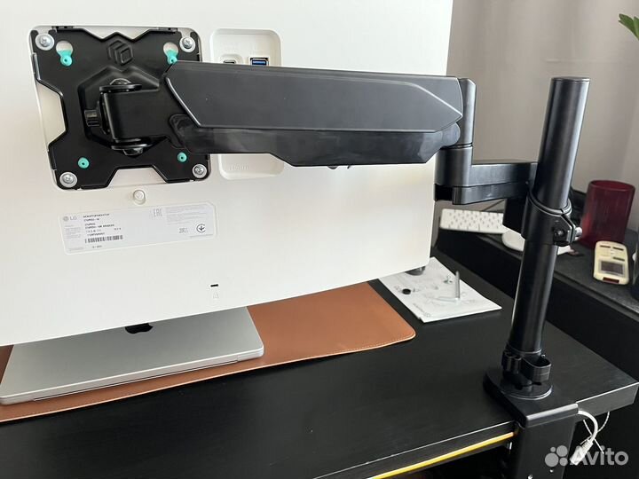 Кронштейн для монитора onkrom g70 (новый, обмен)