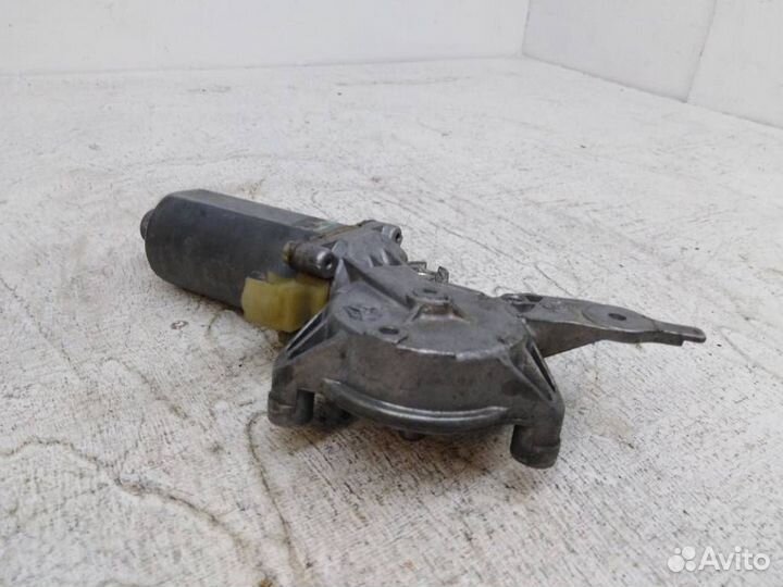 Моторчик заднего левого стеклоподъемника