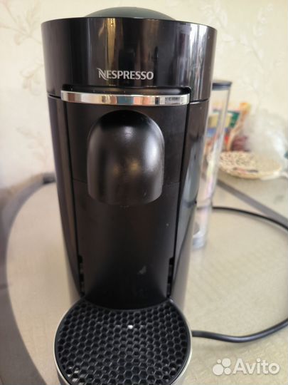 Кофемашина nespresso vertuo plus