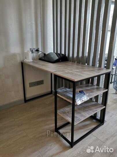 Стол письменный лофт