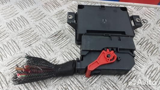 Блок управления ручника (стояночного тормоза) merc