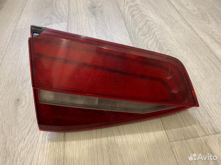 Jetta 6 фонарь