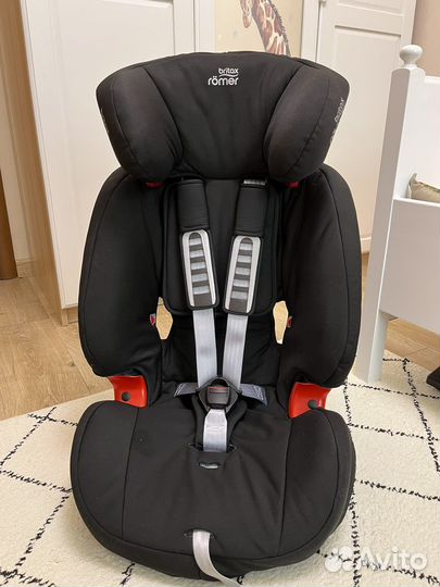 Автокресло (9-36 кг) Britax Roemer Evolva