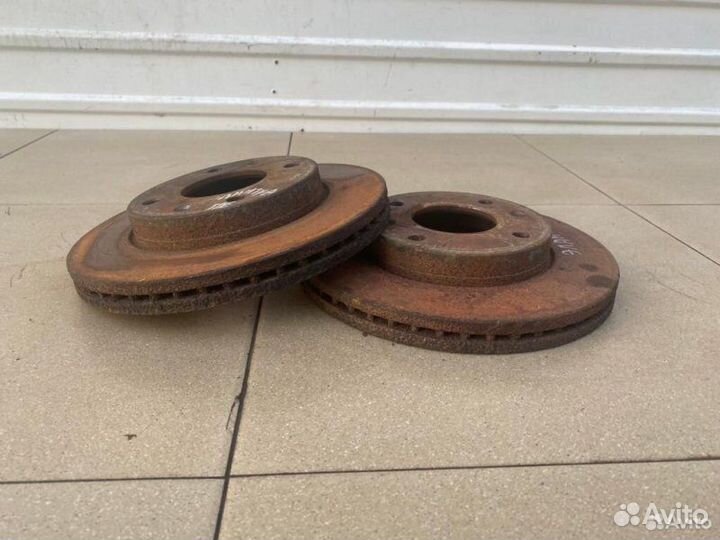 Тормозной диск передний Hyundai Elantra 3 XD 2.0