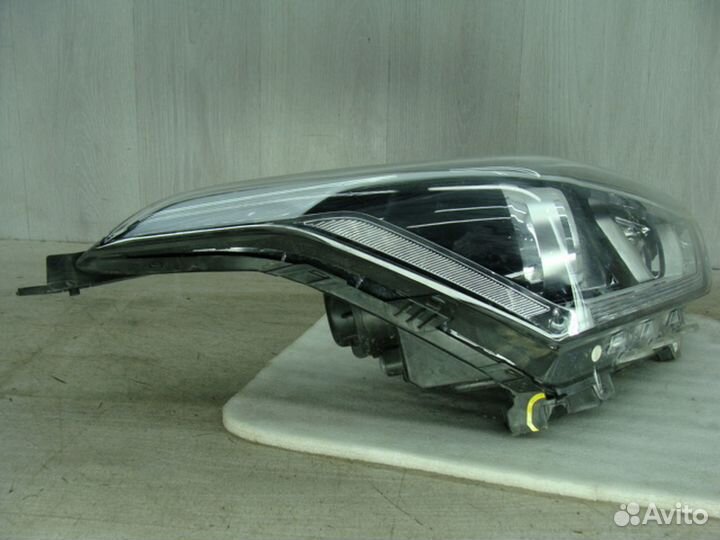 Фара правая Hyundai Creta