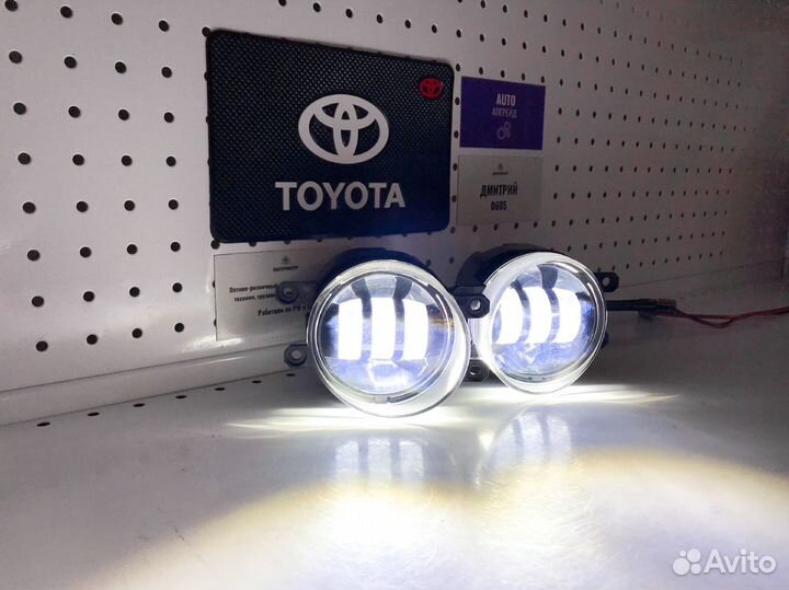 Противотуманки на Toyota Avensis Авенсис