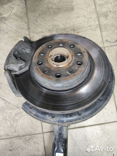 Поворотный кулак в сборе Шкода Октавия a5