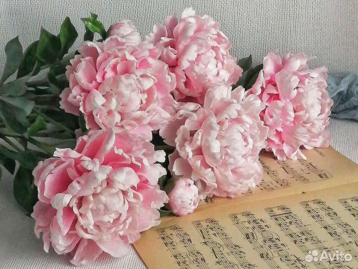 Пионы. Цветы из полимерной глины холодный фарфор