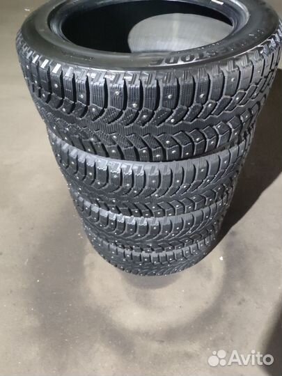 Bridgestone Blizzak Spike-01 205/55 R16