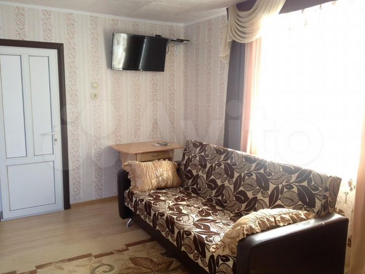 Комната 17 м² в 3-к., 1/3 эт.