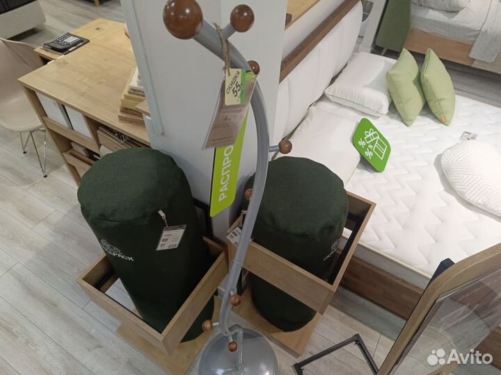 Вешелка напольная массив бука