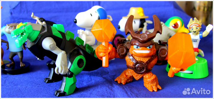 11 игрушек. Цена за все