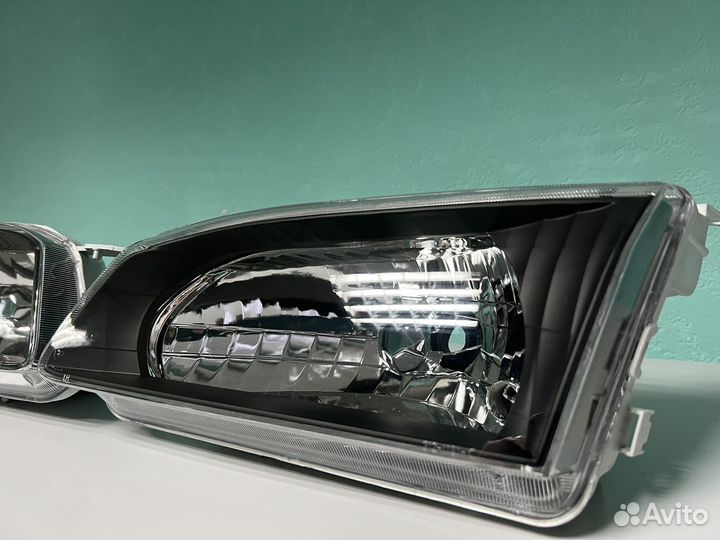 Фары Toyota Corolla 110 Чёрные 95-97гг