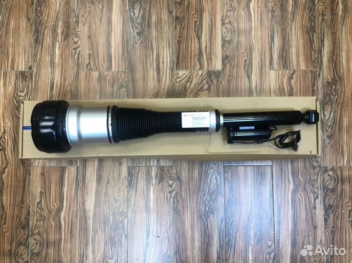 Пневмостойка Mercedes-Benz W221 задняя new