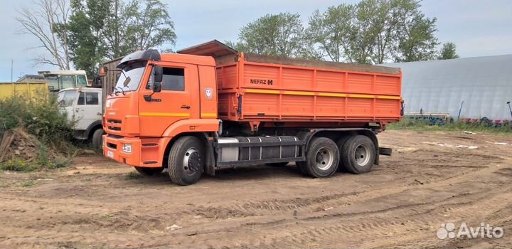 Большое сельхозпредприятие ферма крс и 15000 га