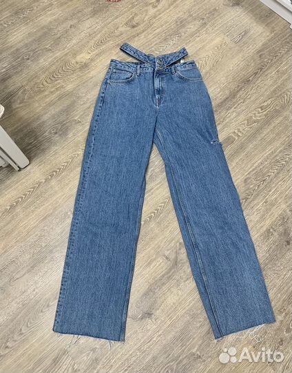 Джинсы клеш женские