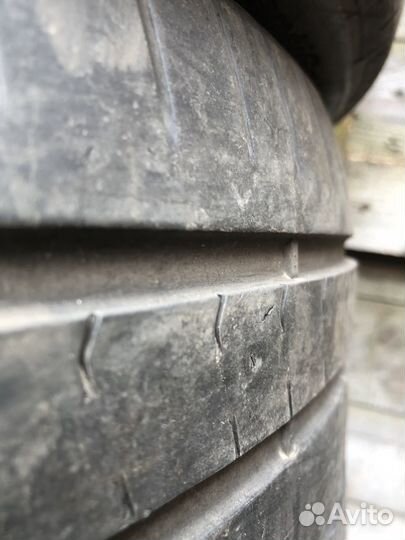 Pirelli P Zero 275/40 R19