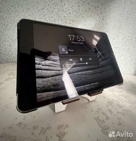 iPad mini 4 cellular 32gb