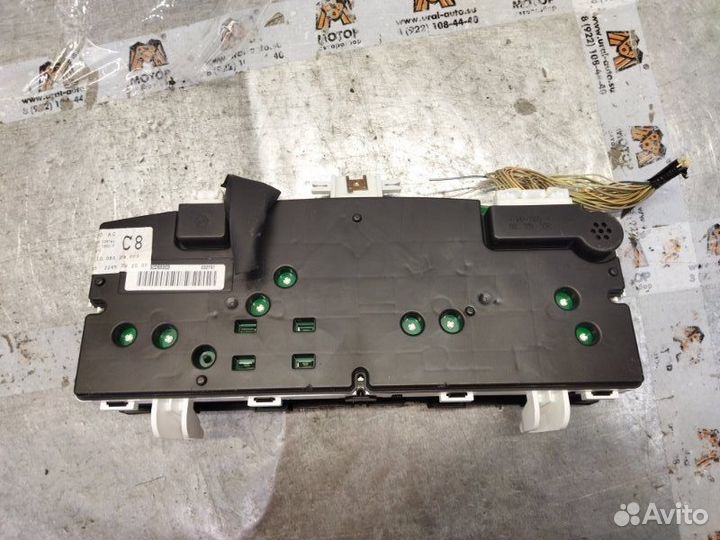 Панель приборов (щиток) Toyota Corolla E12 1.6