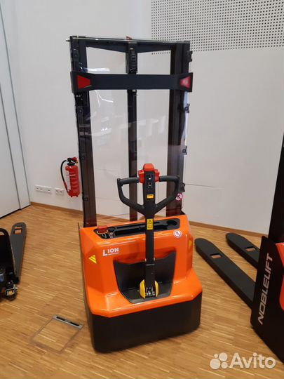 Самоходный штабелер noblelift PSE12N 36