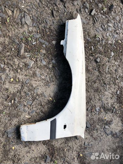 Мазда 626 купе крыло левое переднее