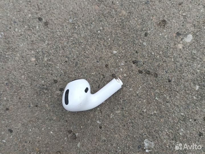 Airpods 3(левый) нашёл 1 наушник в Лыткарино