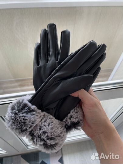 Перчатки женские новые